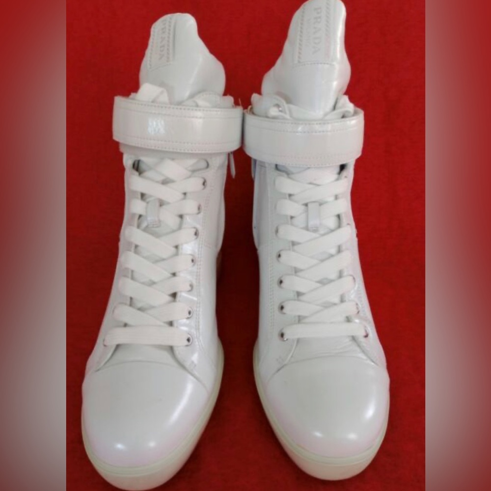 Authentic PRADA platform sneaker. Vintage, year 2012. Look really good!